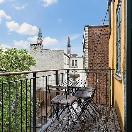 Heart Of Downtown - Modern & Balcony Apartment Copenhagen